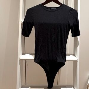 ATM | Black Short Sleeve Scoop Neck Snap Bottom Bodysuit microModal XS